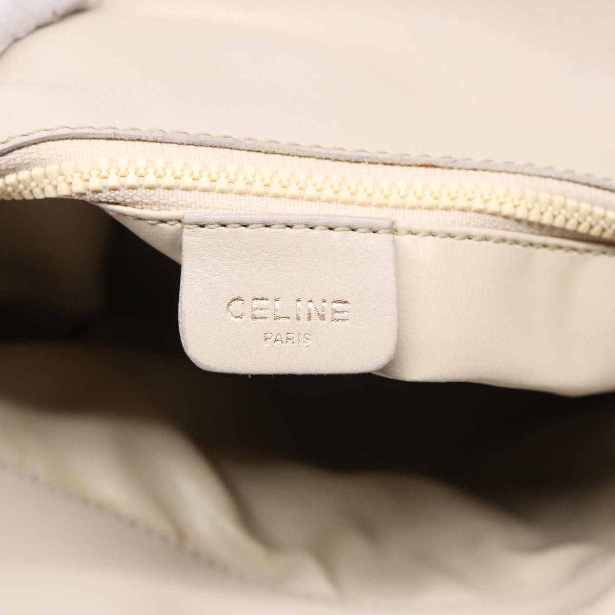 CELINE Horse Carriage Shoulder Bag Leather Beige Gold Auth 90216