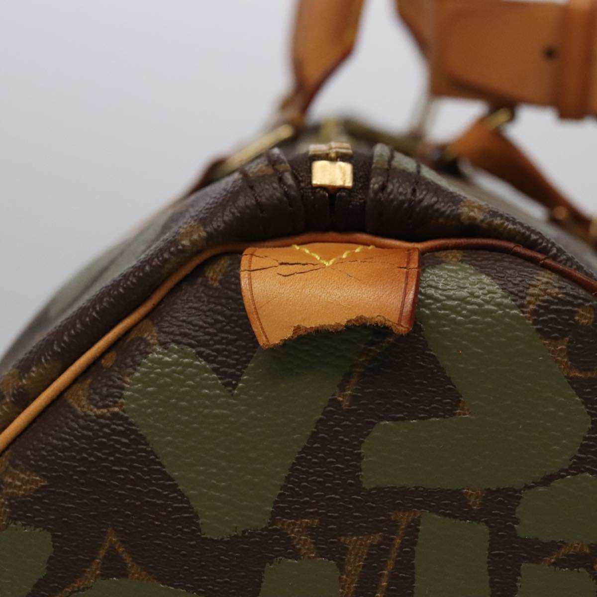 LOUIS VUITTON Monogram Graffiti Keepall 50 Boston Bag Khaki M92196 Auth 90286SAV