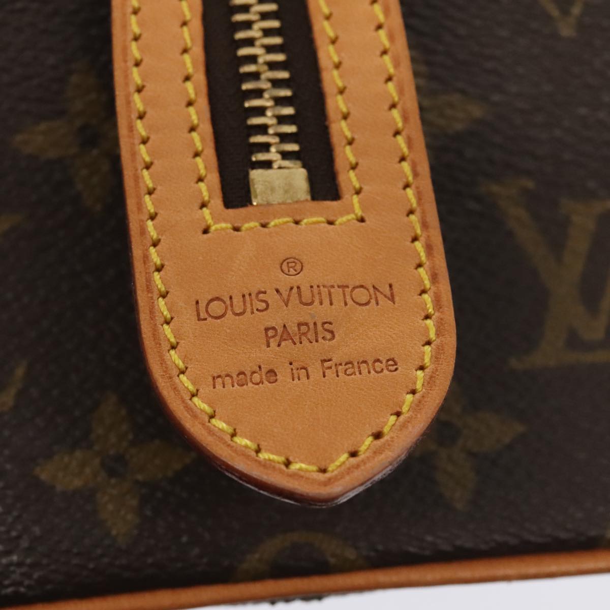 LOUIS VUITTON Monogram Trousse Patte Pression Cosmetic Pouch M47636 Auth 90324