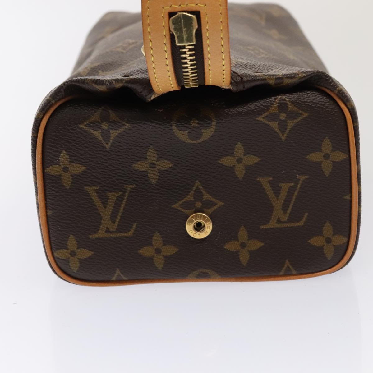 LOUIS VUITTON Monogram Trousse Patte Pression Cosmetic Pouch M47636 Auth 90324