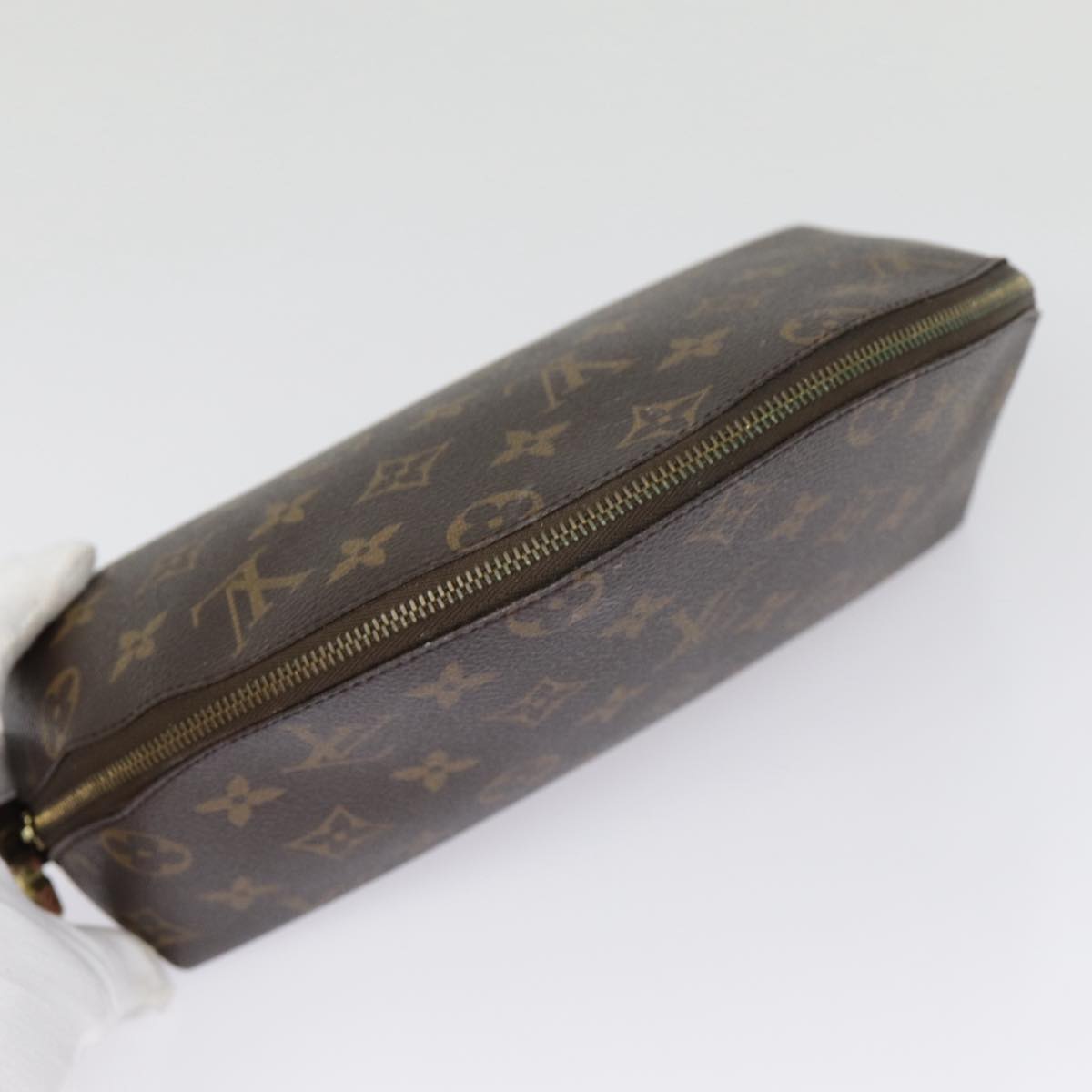 LOUIS VUITTON Monogram Trousse Demi Ronde Cosmetic Pouch M47520 LV Auth 90331