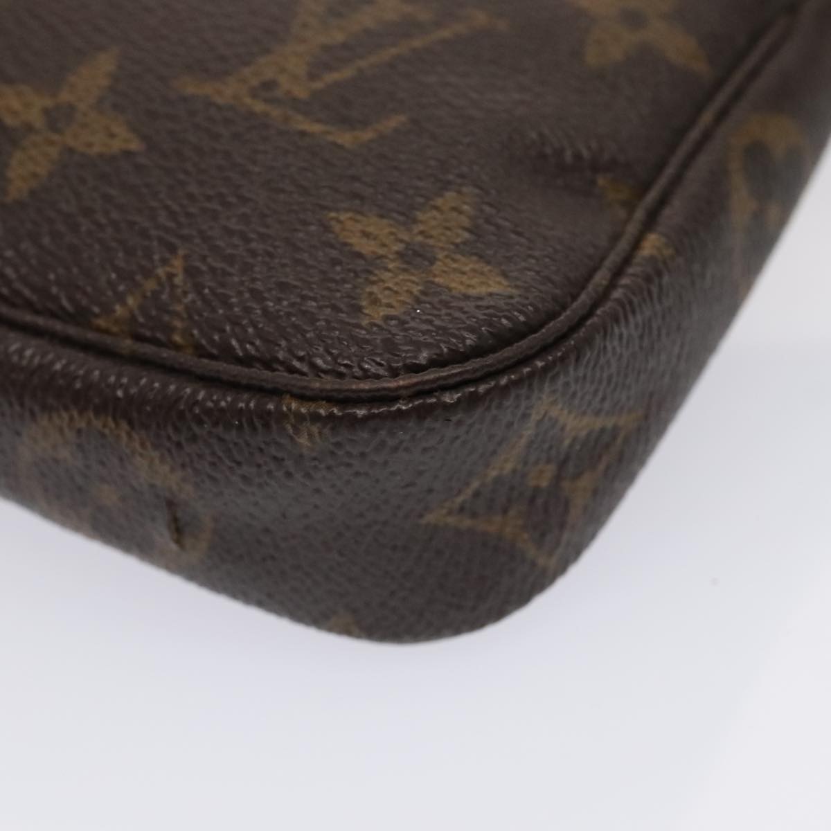 LOUIS VUITTON Monogram Mini Pochette Accessoires Pouch M58009 LV Auth 90343