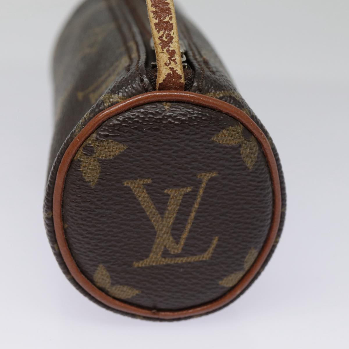 LOUIS VUITTON Monogram Papillon Pouch LV Auth 90359