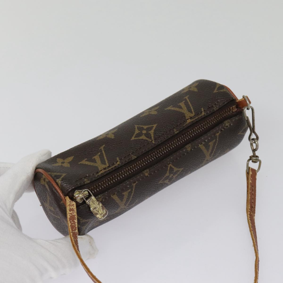 LOUIS VUITTON Monogram Papillon Pouch LV Auth 90359