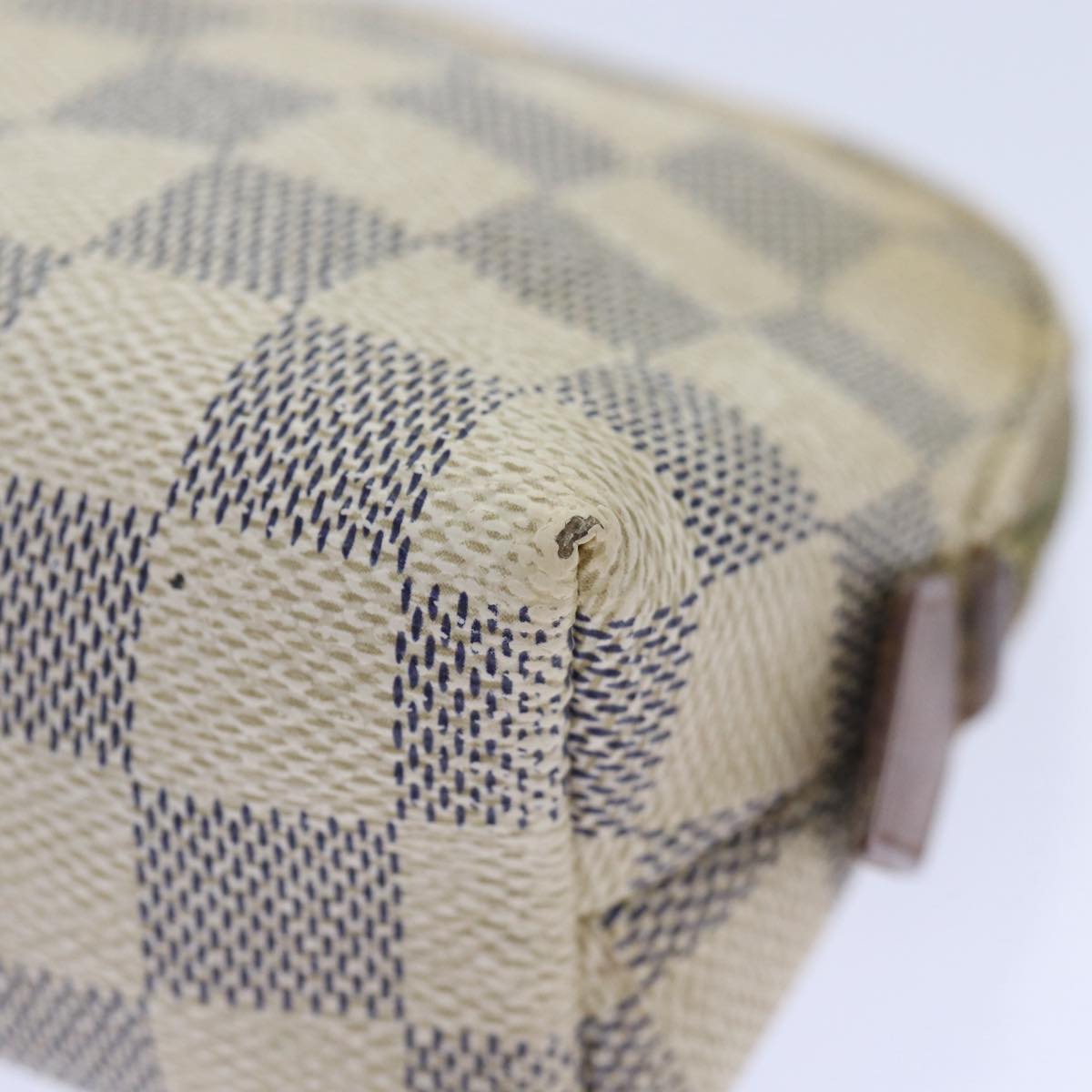 LOUIS VUITTON Damier Azur Pochette Cosmetic PM Pouch N60024 LV Auth 90381