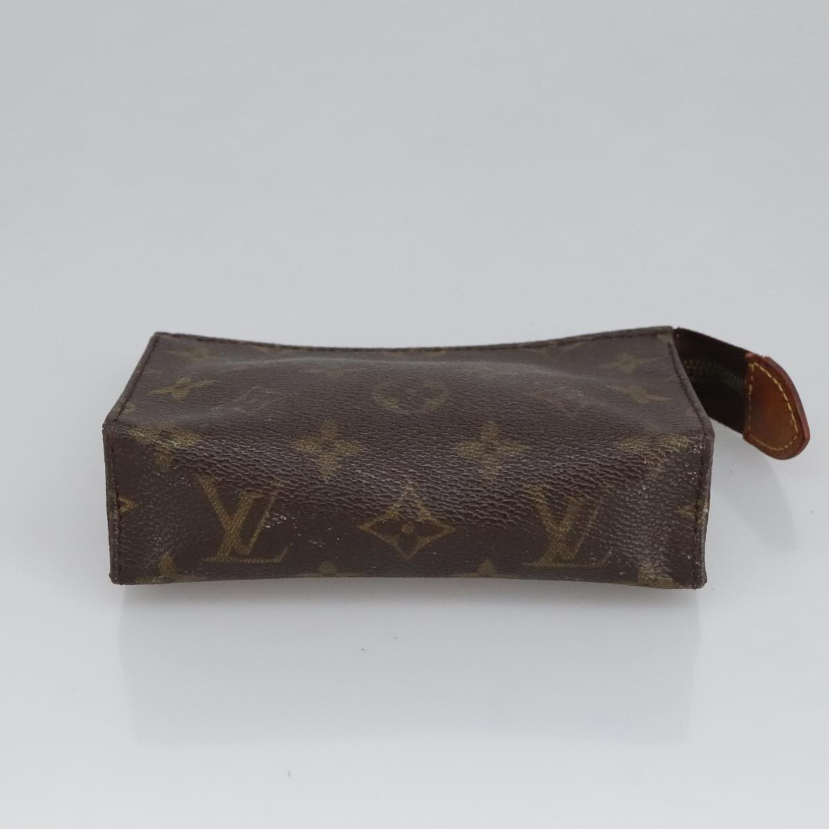 LOUIS VUITTON Monogram Poche Toilette 15 Pouch M47546 LV Auth 90458