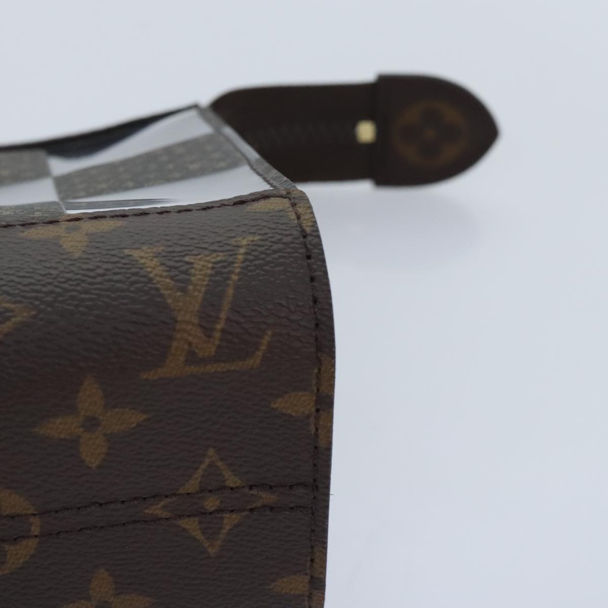 LOUIS VUITTON Monogram Chess Stand Pouch M81588 LV Auth 90498S