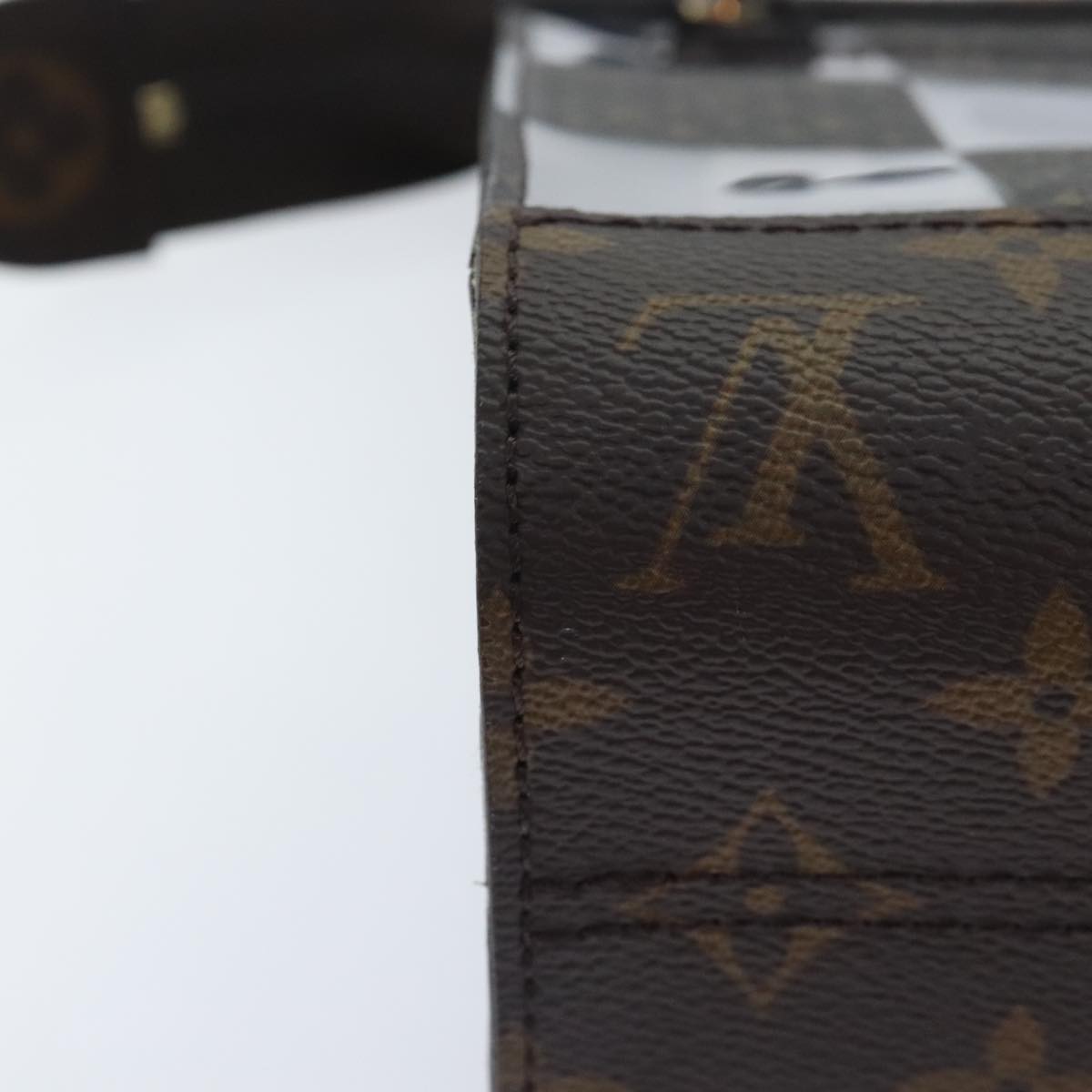LOUIS VUITTON Monogram Chess Stand Pouch M81588 LV Auth 90498SM