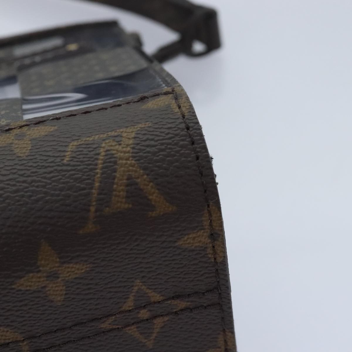 LOUIS VUITTON Monogram Chess Stand Pouch M81588 LV Auth 90498S