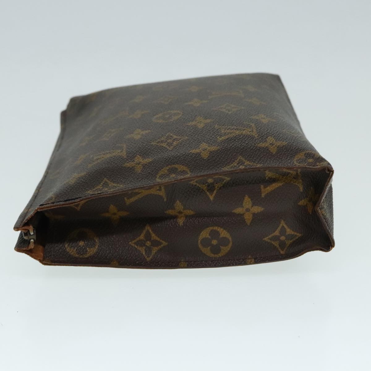 LOUIS VUITTON Monogram Poche Toilette 26 Pouch M47542 LV Auth 90554