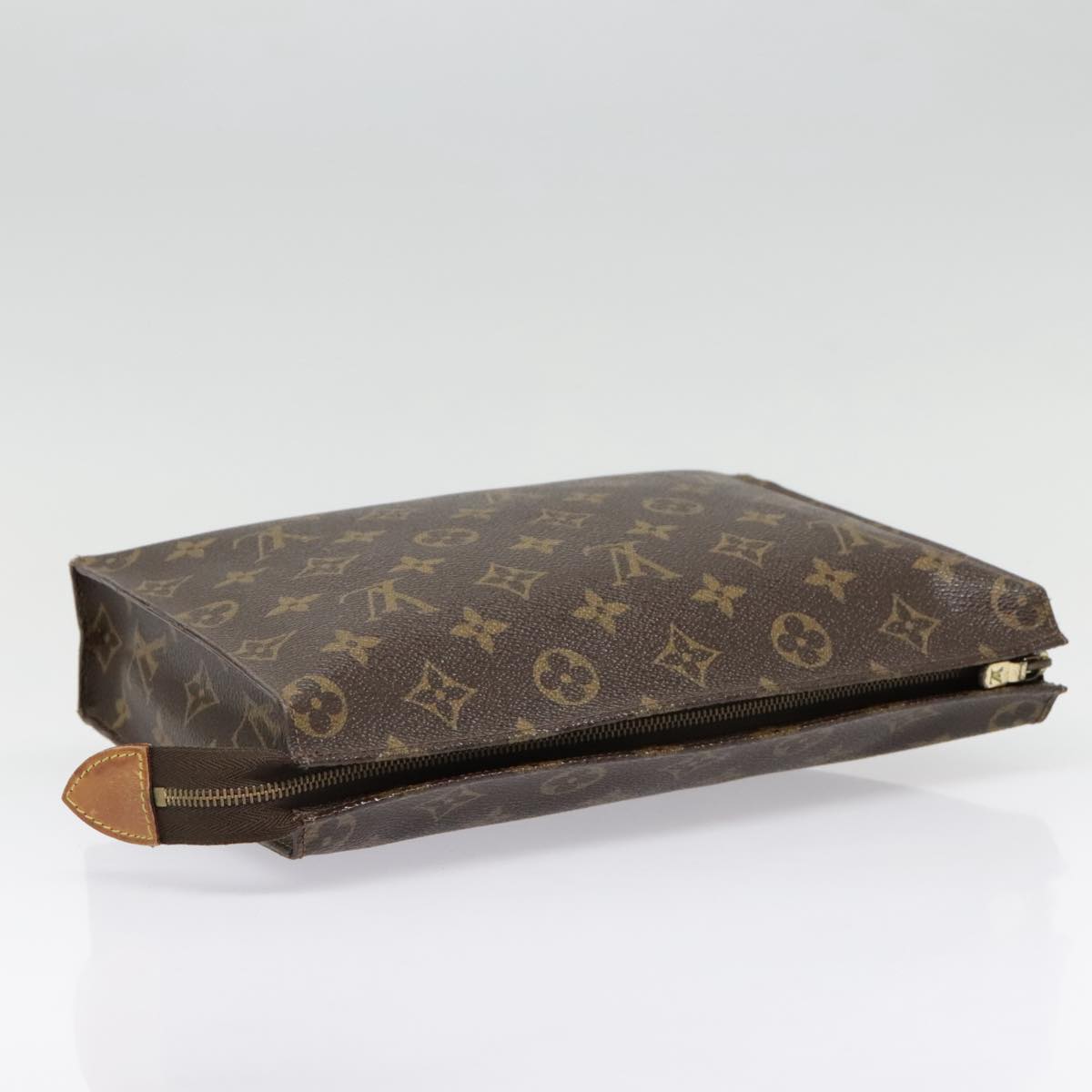 LOUIS VUITTON Monogram Poche Toilette 26 Pouch M47542 LV Auth 90650