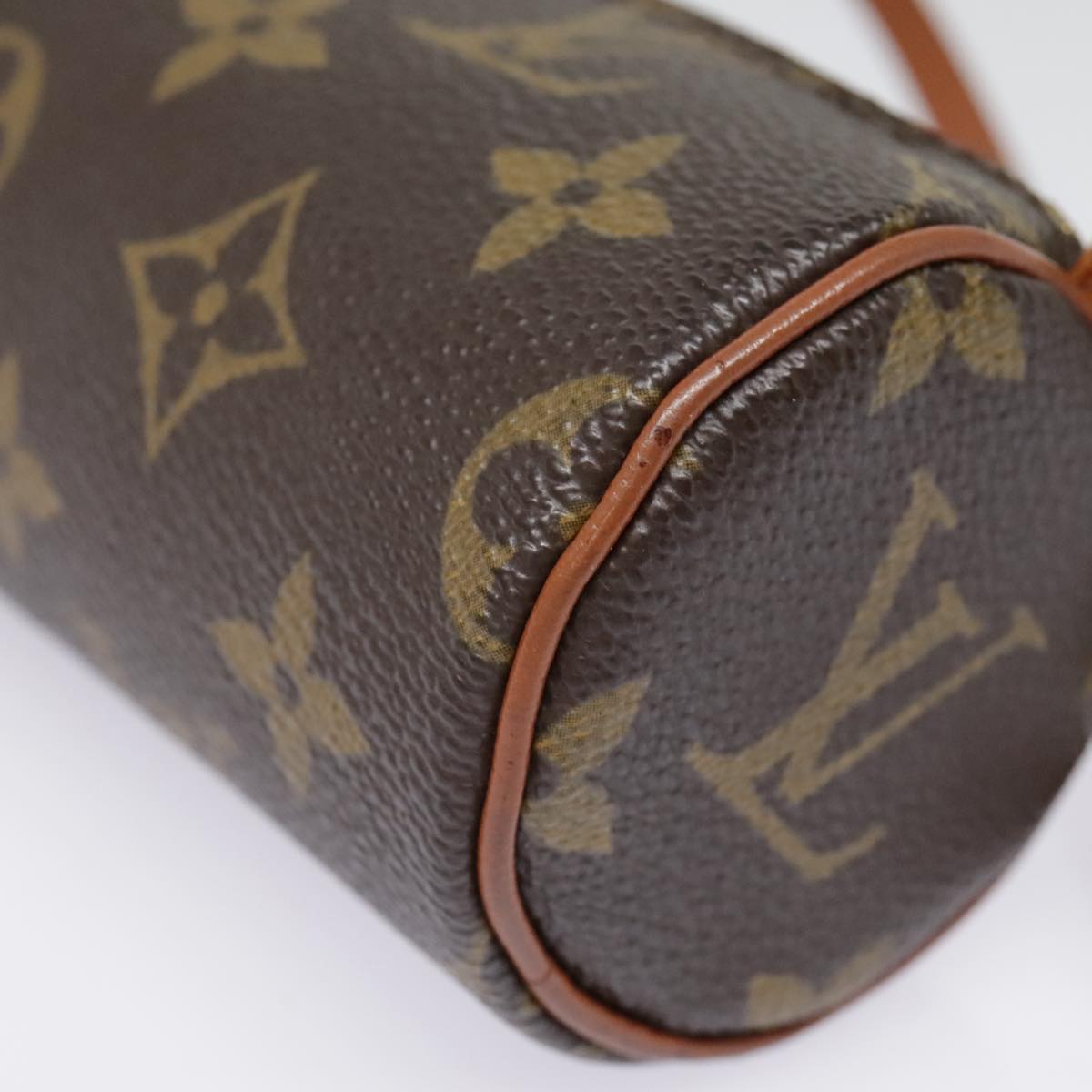 LOUIS VUITTON Monogram Papillon Pouch LV Auth 90664