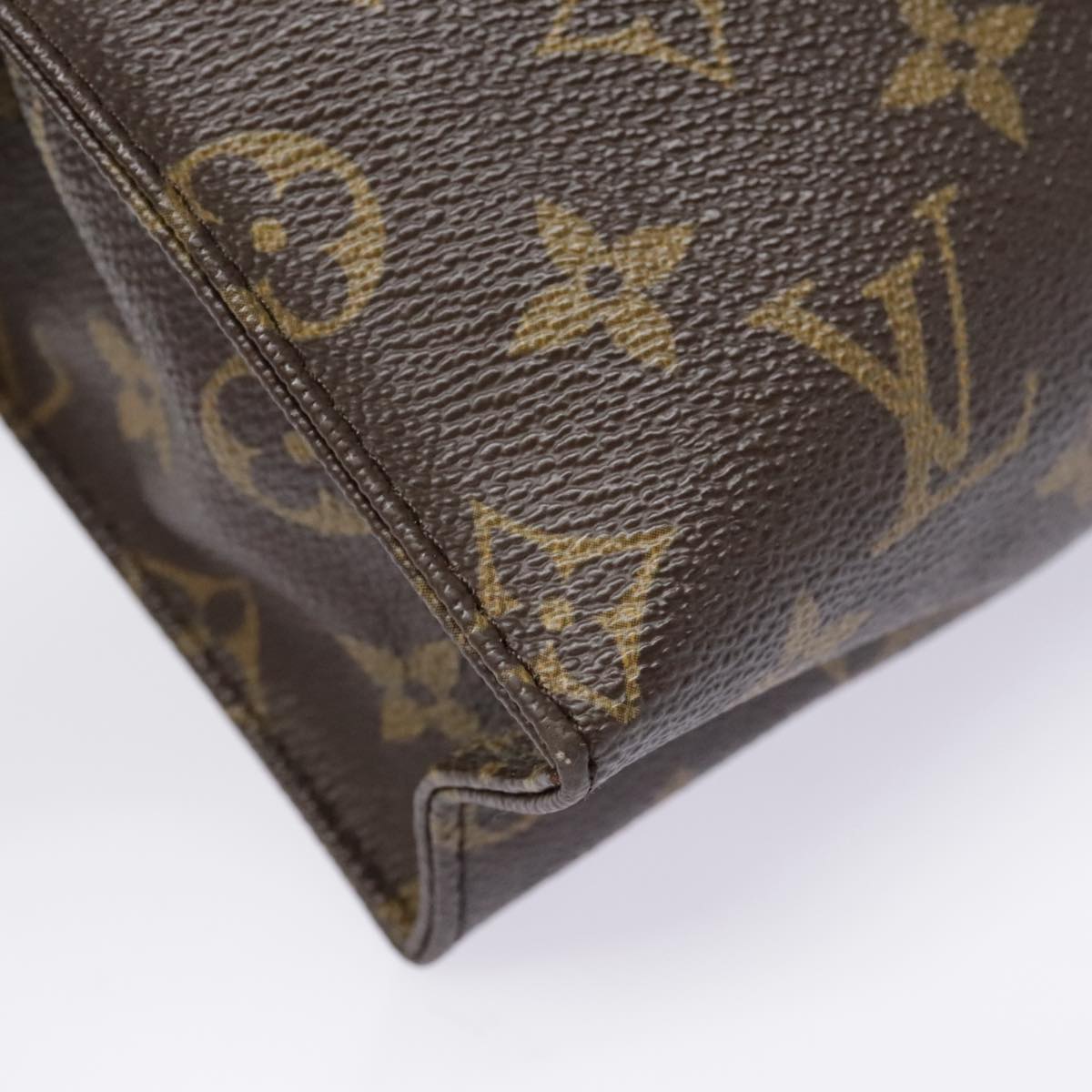 LOUIS VUITTON Monogram Poche Toilette 26 Pouch M47542 LV Auth 90693