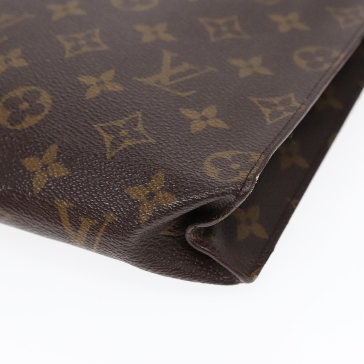 LOUIS VUITTON Monogram Poche Toilette 26 Pouch M47542 LV Auth 90720