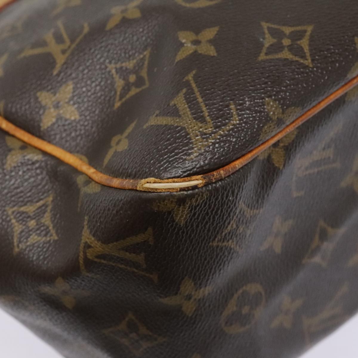 LOUIS VUITTON Monogram Batignolles Horizontal Tote Bag M51154 LV Auth 90845