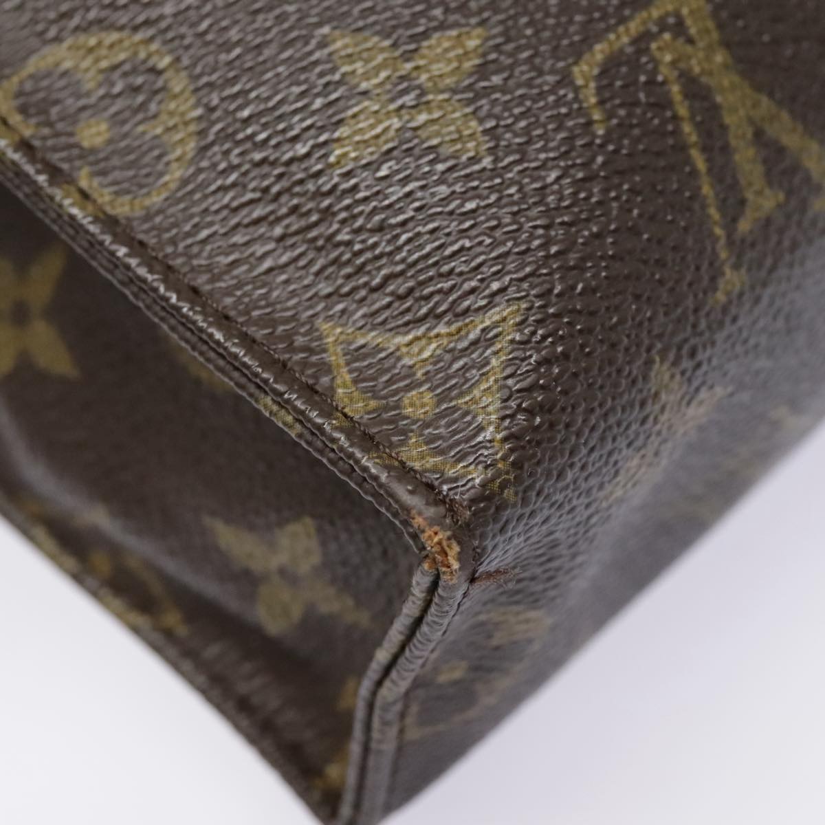 LOUIS VUITTON Monogram Poche Toilette 26 Pouch M47542 LV Auth 90925