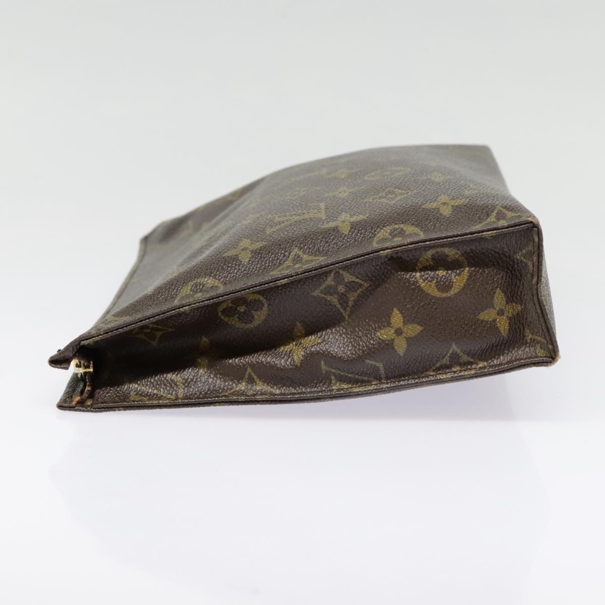 LOUIS VUITTON Monogram Poche Toilette 26 Pouch M47542 LV Auth 90925