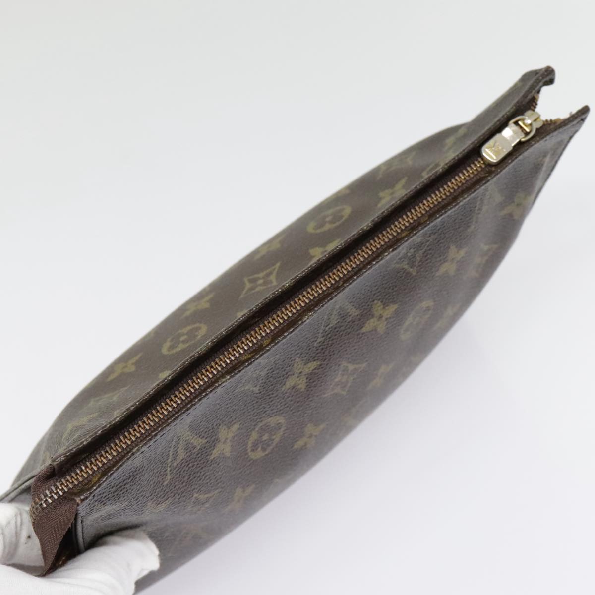 LOUIS VUITTON Monogram Poche Toilette 26 Pouch M47542 LV Auth 90925