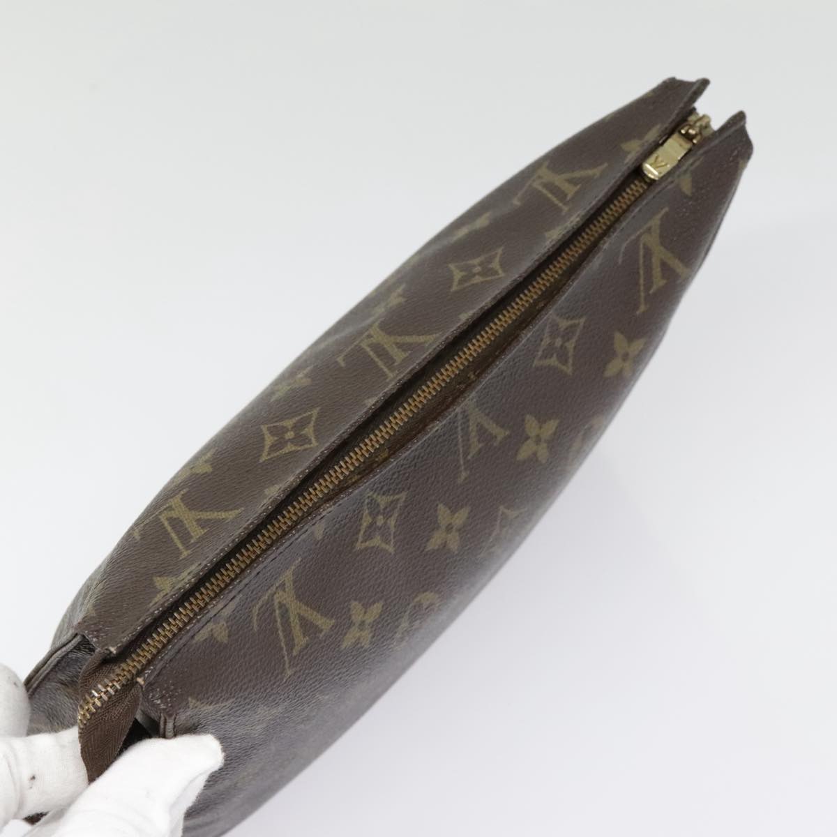 LOUIS VUITTON Monogram Poche Toilette 26 Pouch M47542 LV Auth 90926