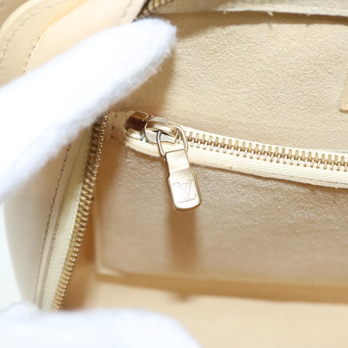 LOUIS VUITTON Epi Pont Neuf Hand Bag Vanilla Cream M5205A LV Auth 90947