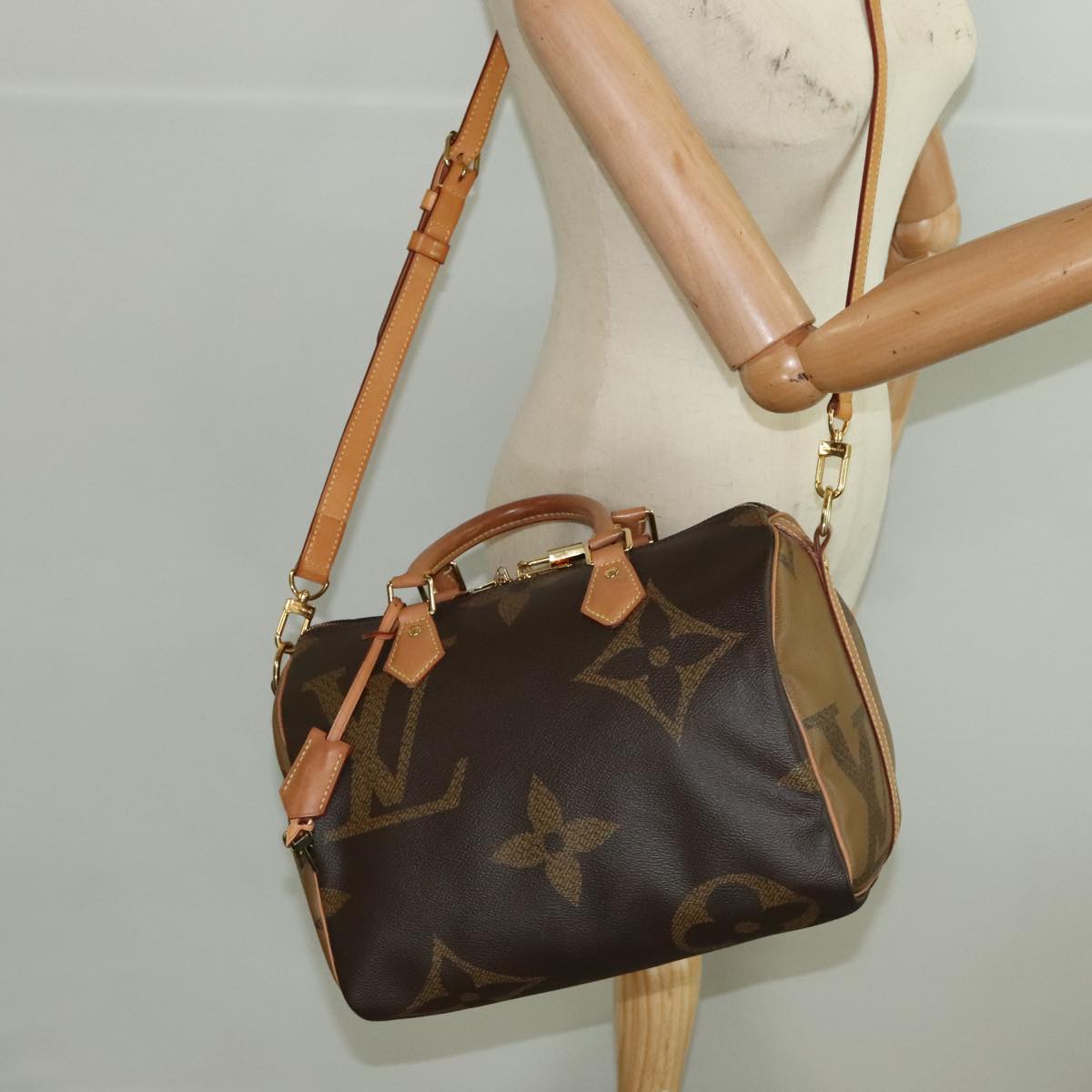 LOUIS VUITTON Monogram Giant Speedy 30 Bandouliere Hand Bag M44602 Auth 90965A