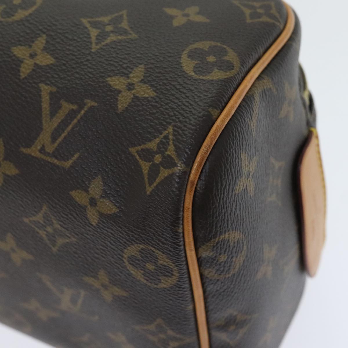 LOUIS VUITTON Monogram Dop Kit Cosmetic Pouch M44494 LV Auth 91108