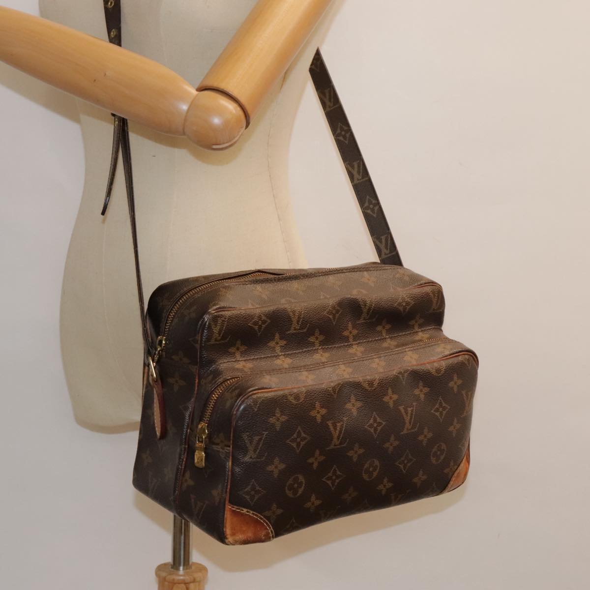 LOUIS VUITTON Monogram Nile Shoulder Bag M45244 LV Auth 91127