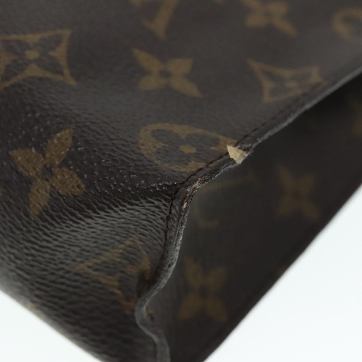 LOUIS VUITTON Monogram Poche Toilette 26 Pouch M47542 LV Auth 91140