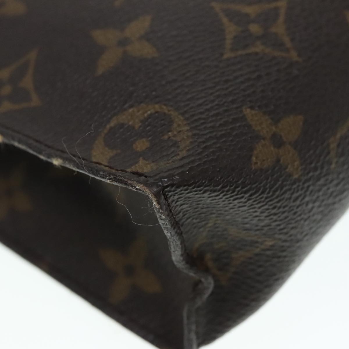 LOUIS VUITTON Monogram Poche Toilette 26 Pouch M47542 LV Auth 91140