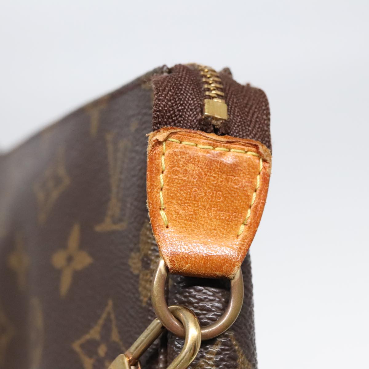 LOUIS VUITTON Monogram Pochette Accessoires Pouch M51980 LV Auth 91151