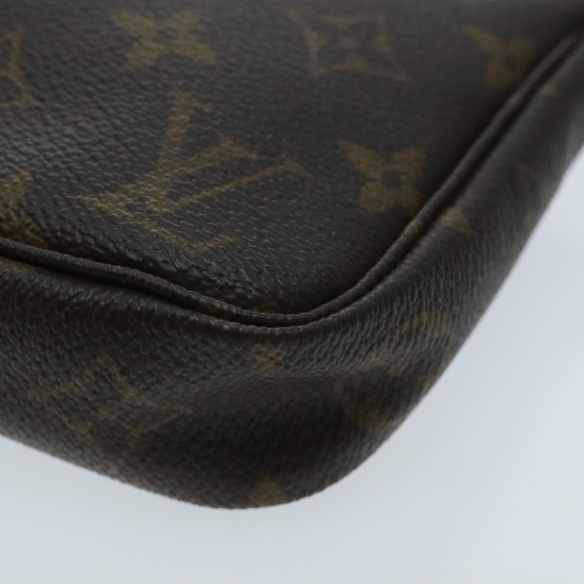 LOUIS VUITTON Monogram Pochette Accessoires Pouch M51980 LV Auth 91163