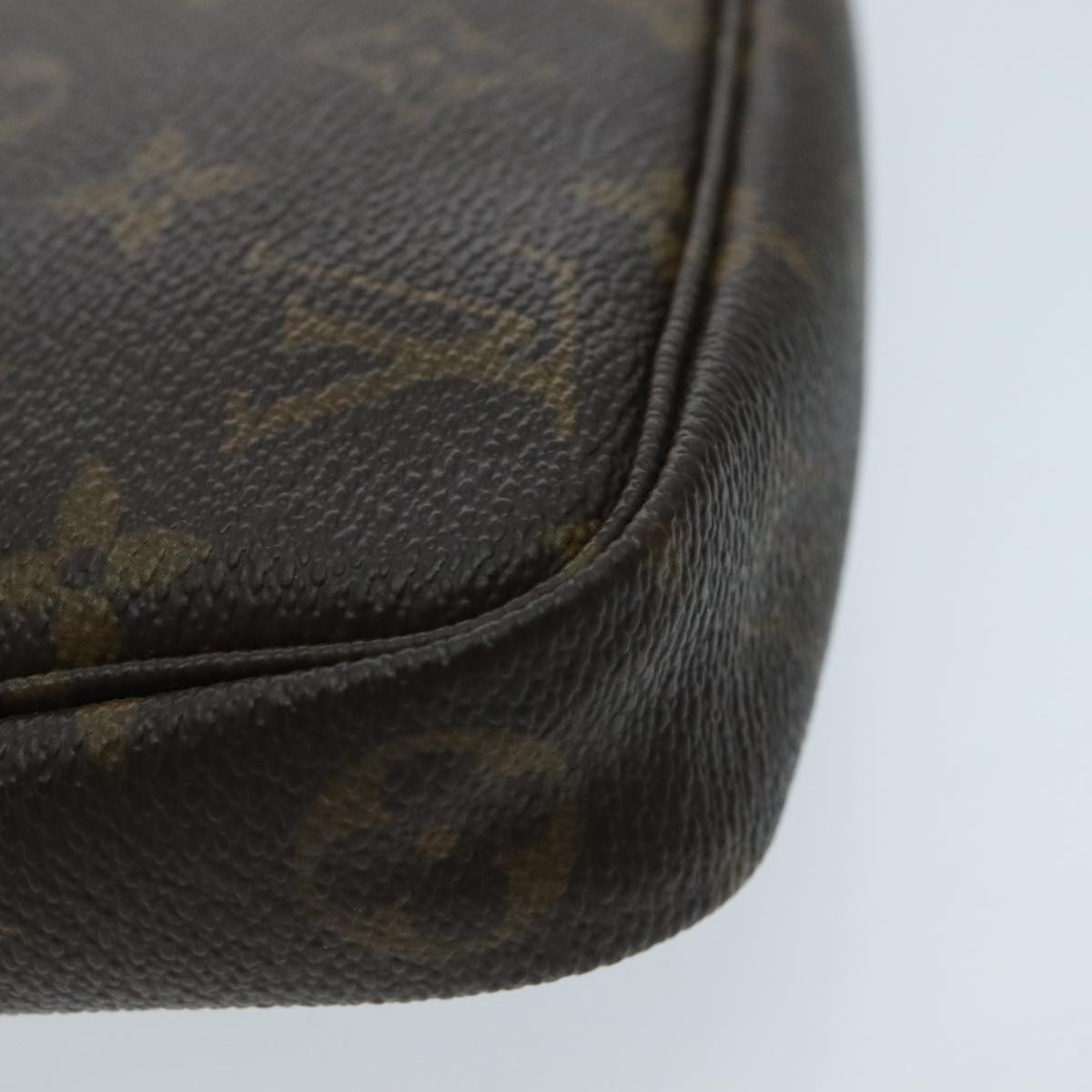 LOUIS VUITTON Monogram Pochette Accessoires Pouch M51980 LV Auth 91163