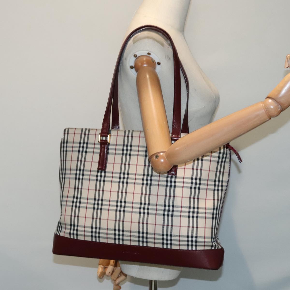 BURBERRY Nova Check Tote Bag Canvas Leather Beige Gold Auth 91266