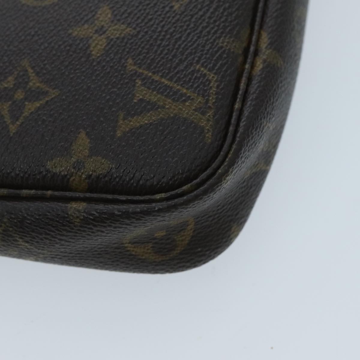 LOUIS VUITTON Monogram Pochette Accessoires Pouch M51980 LV Auth 91378