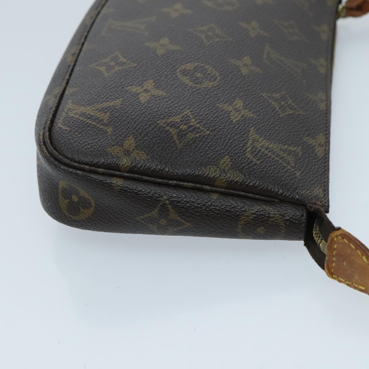 LOUIS VUITTON Monogram Pochette Accessoires Pouch M51980 LV Auth 91378