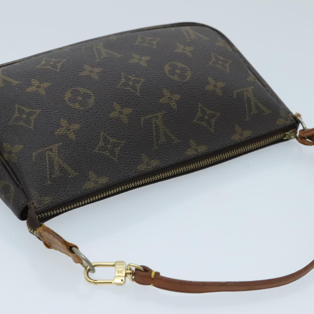 LOUIS VUITTON Monogram Pochette Accessoires Pouch M51980 LV Auth 91378