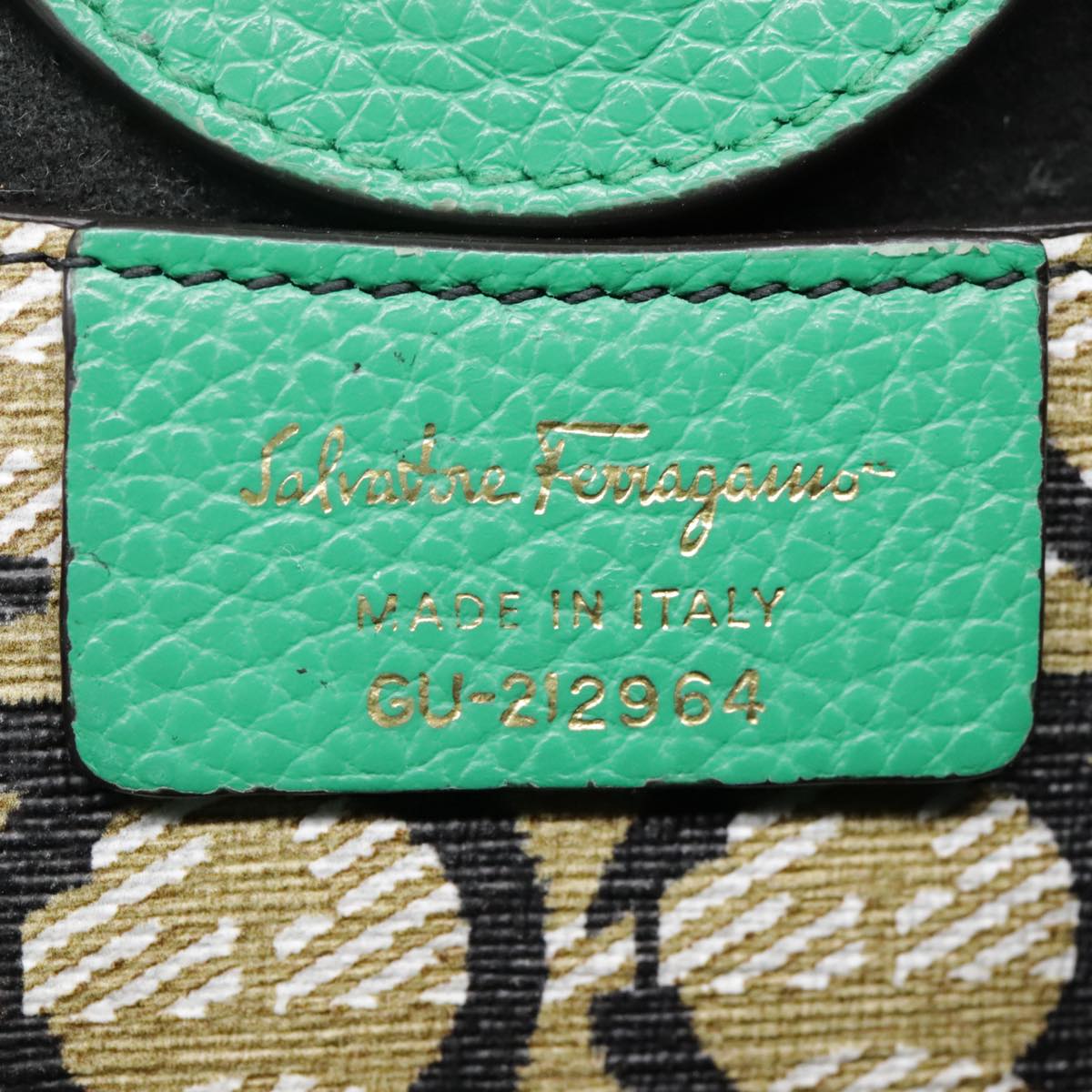 Salvatore Ferragamo Hand Bag Leather 2way Green Gold Auth 91385V