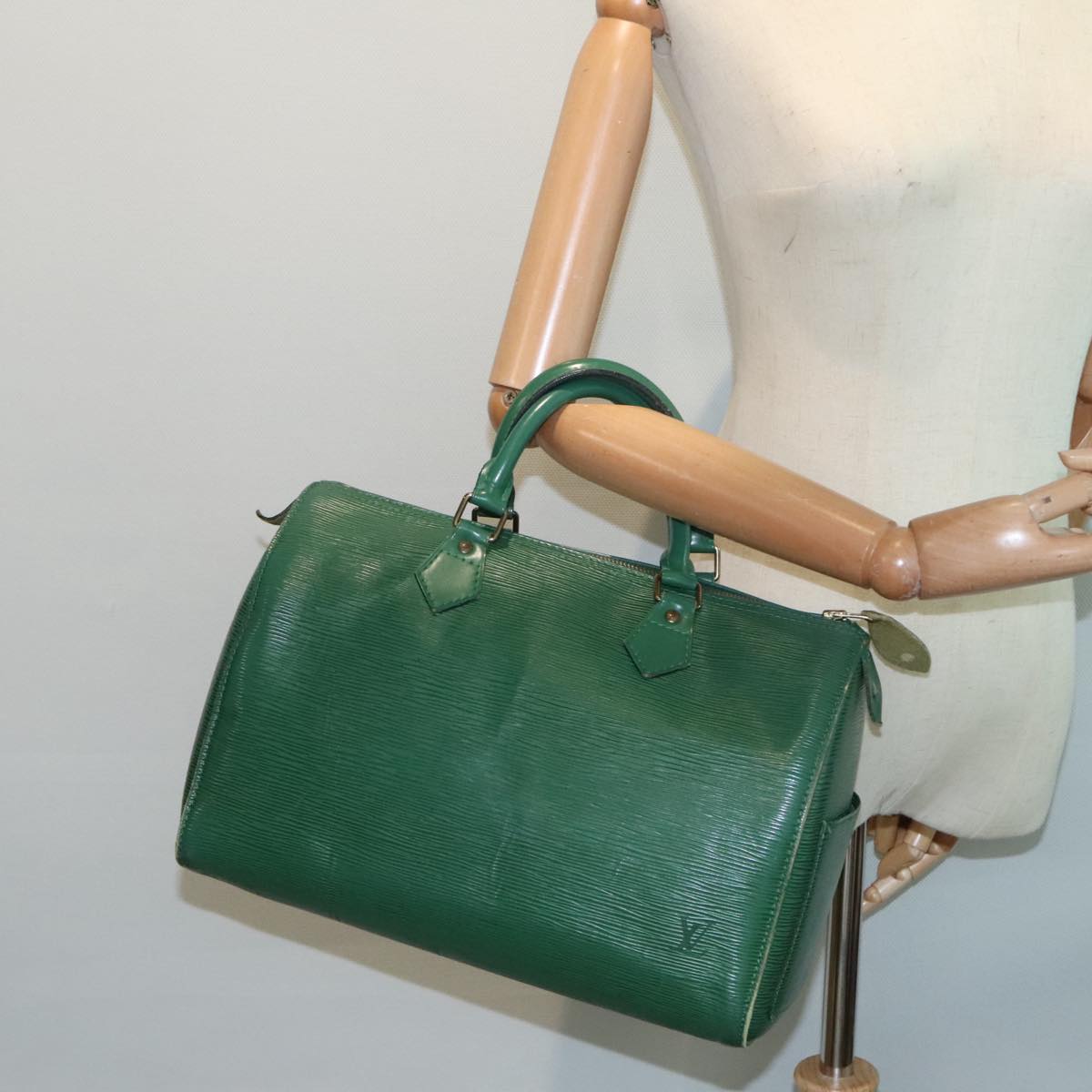 LOUIS VUITTON Epi Speedy 30 Hand Bag Borneo Green M43004 LV Auth 91495