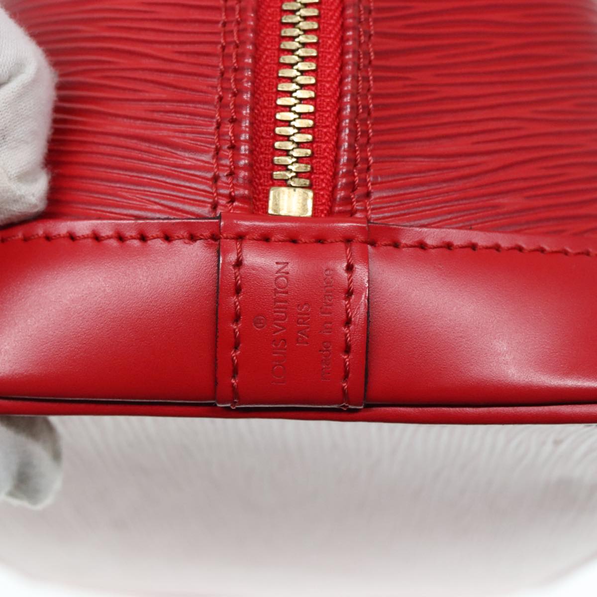 LOUIS VUITTON Epi Alma Hand Bag Castilian Red M52147 LV Auth 91496