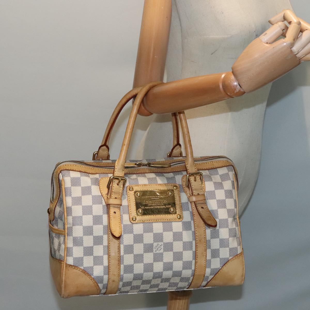 LOUIS VUITTON Damier Azur Berkeley Hand Bag N52001 LV Auth 91504