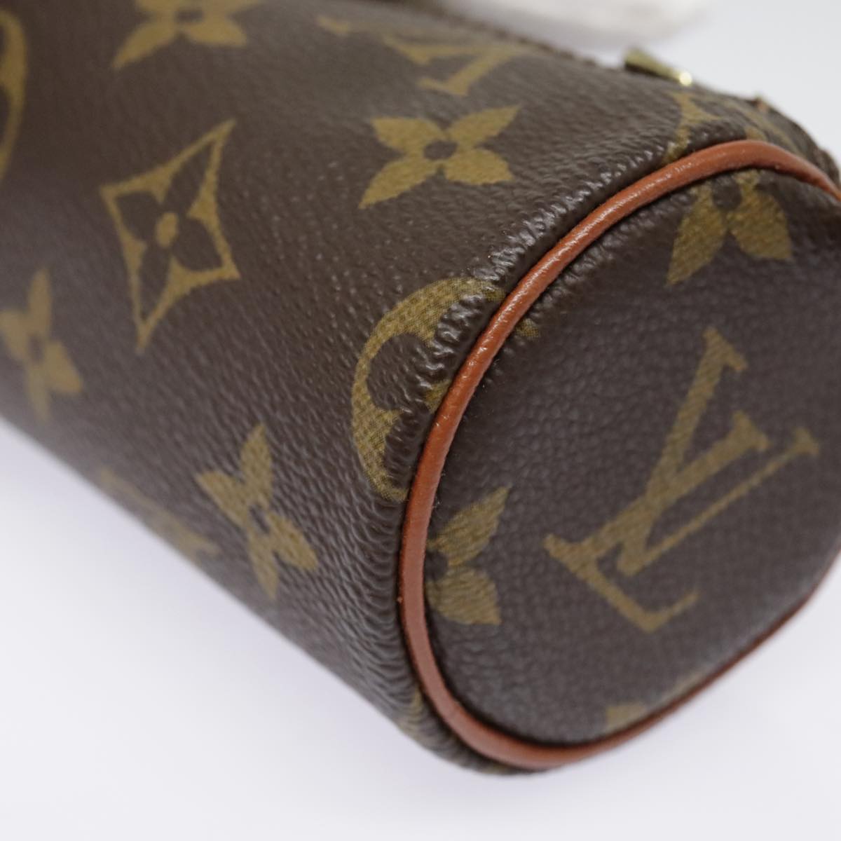 LOUIS VUITTON Monogram Papillon Pouch LV Auth 91578