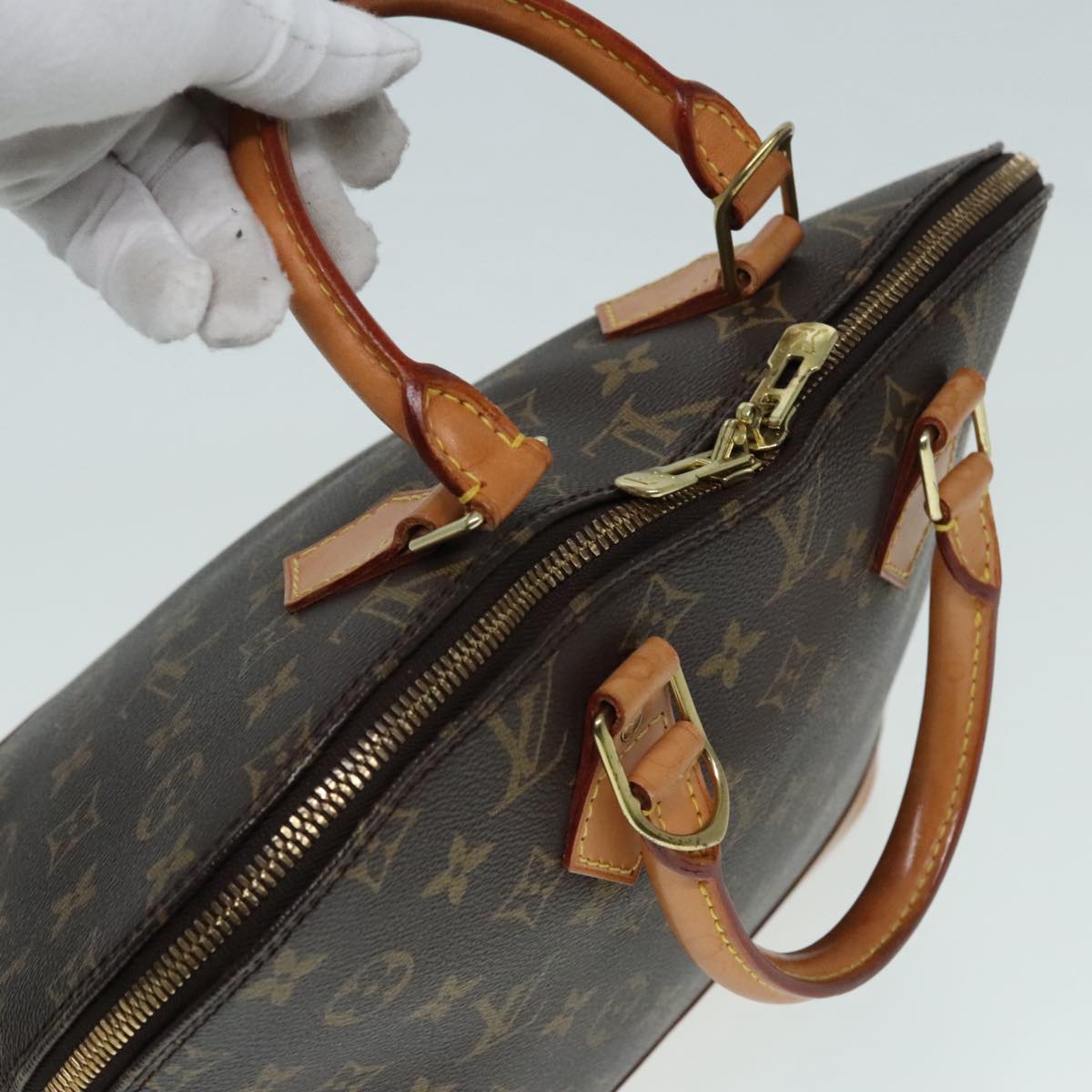 LOUIS VUITTON Monogram Alma Hand Bag M51130 LV Auth 91581