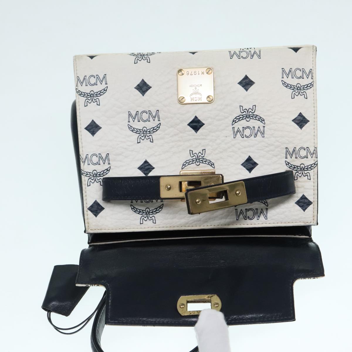 MCM Vicetos Logogram Hand Bag PVC Leather 2way White Navy gold Auth 91627