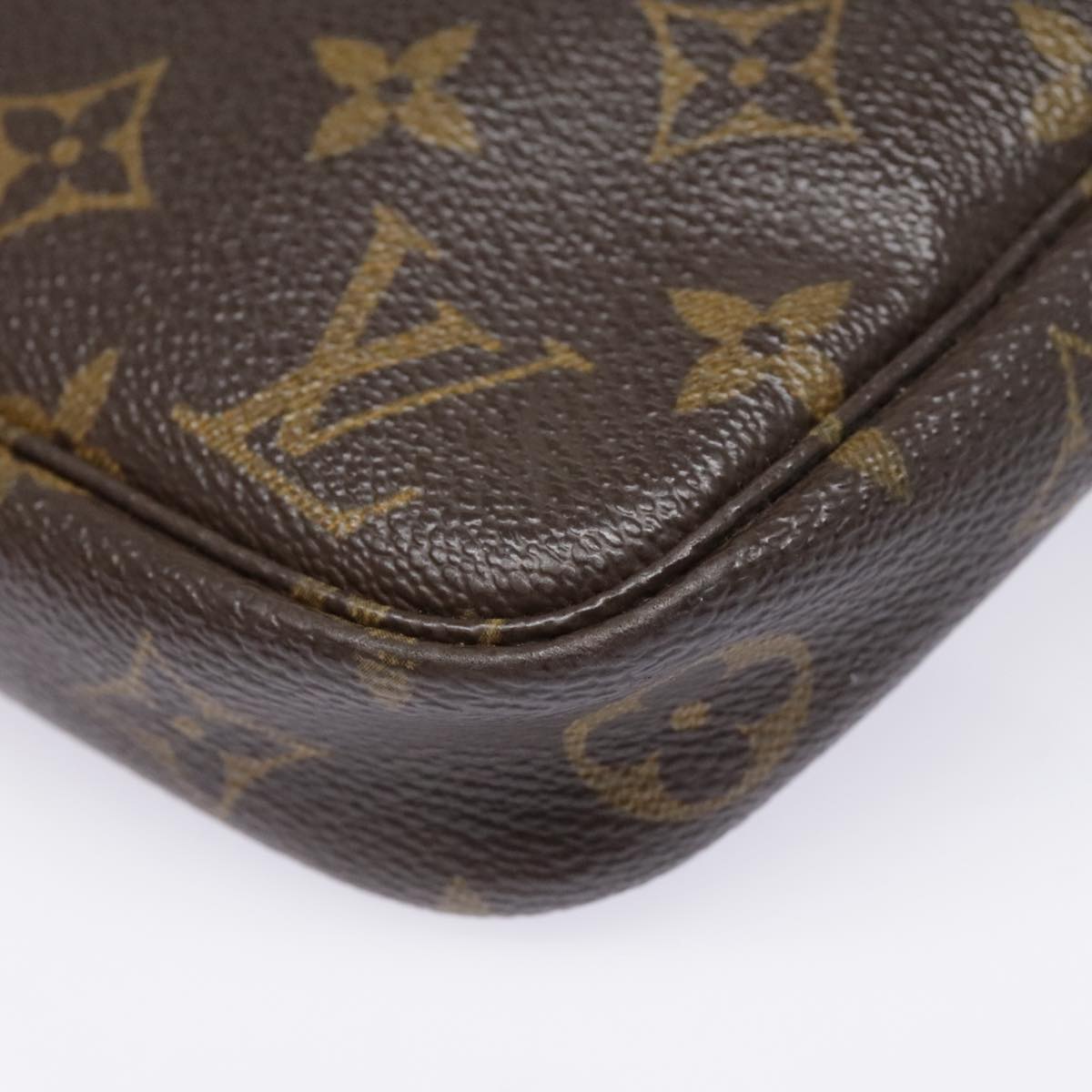 LOUIS VUITTON Monogram Pochette Accessoires Pouch M51980 LV Auth 91667