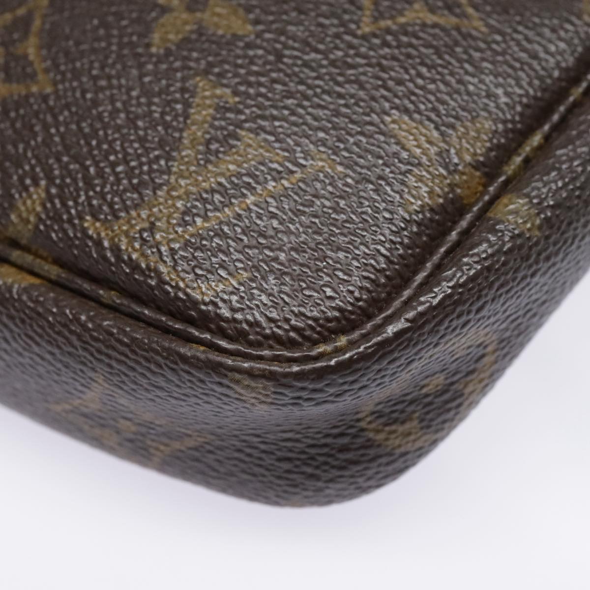 LOUIS VUITTON Monogram Pochette Accessoires Pouch M51980 LV Auth 91669