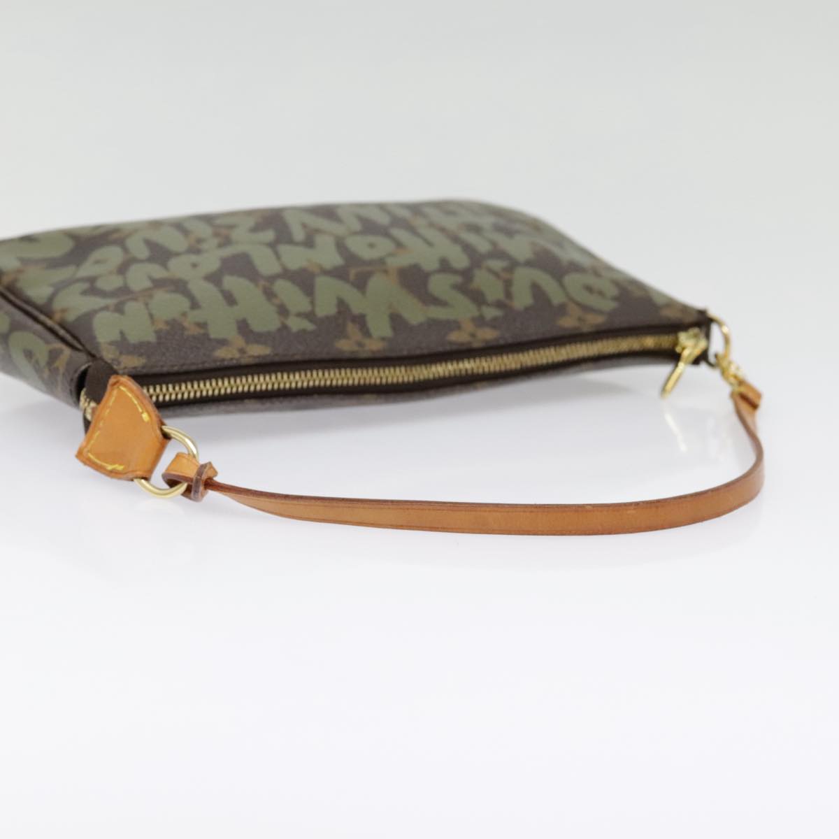 LOUIS VUITTON Monogram Graffiti Pochette Accessoires Khaki M92191 Auth 91688