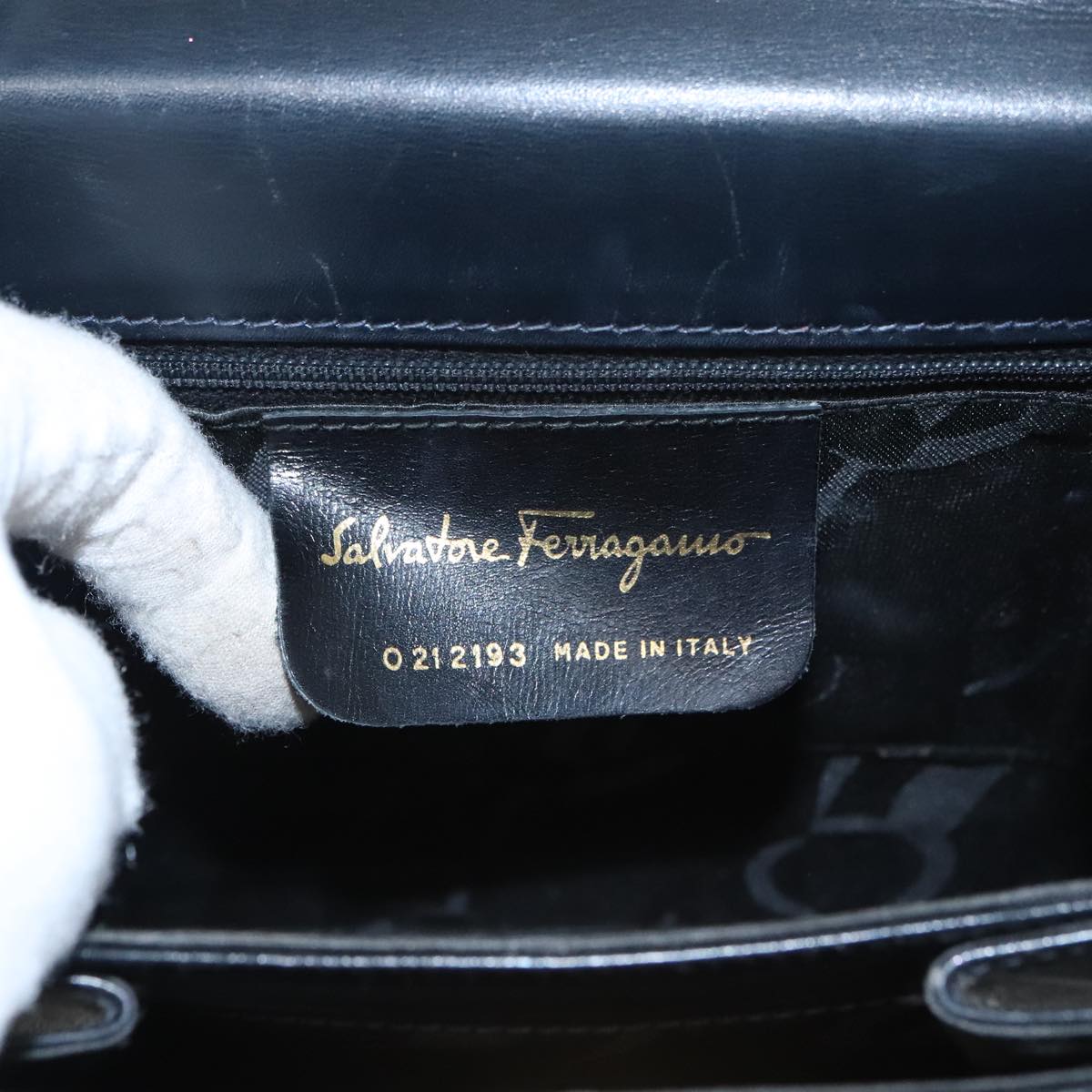 Salvatore Ferragamo Gancini Hand Bag Leather 2way Navy Gold Auth 91724