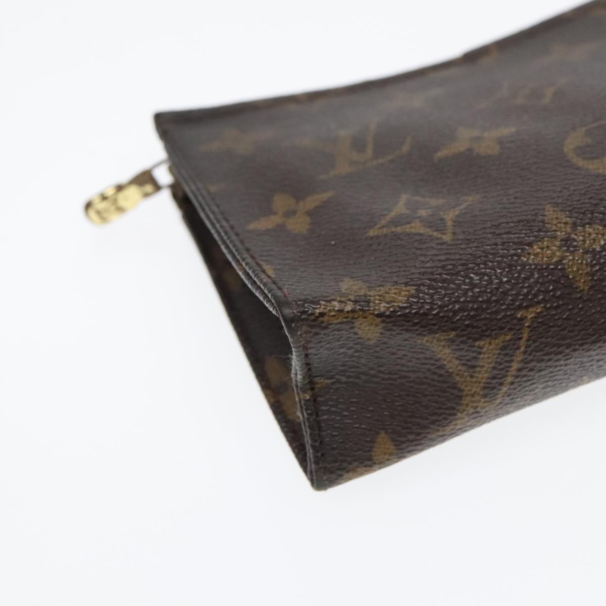 LOUIS VUITTON Monogram Poche Toilette 15 Pouch M47546 LV Auth 91782