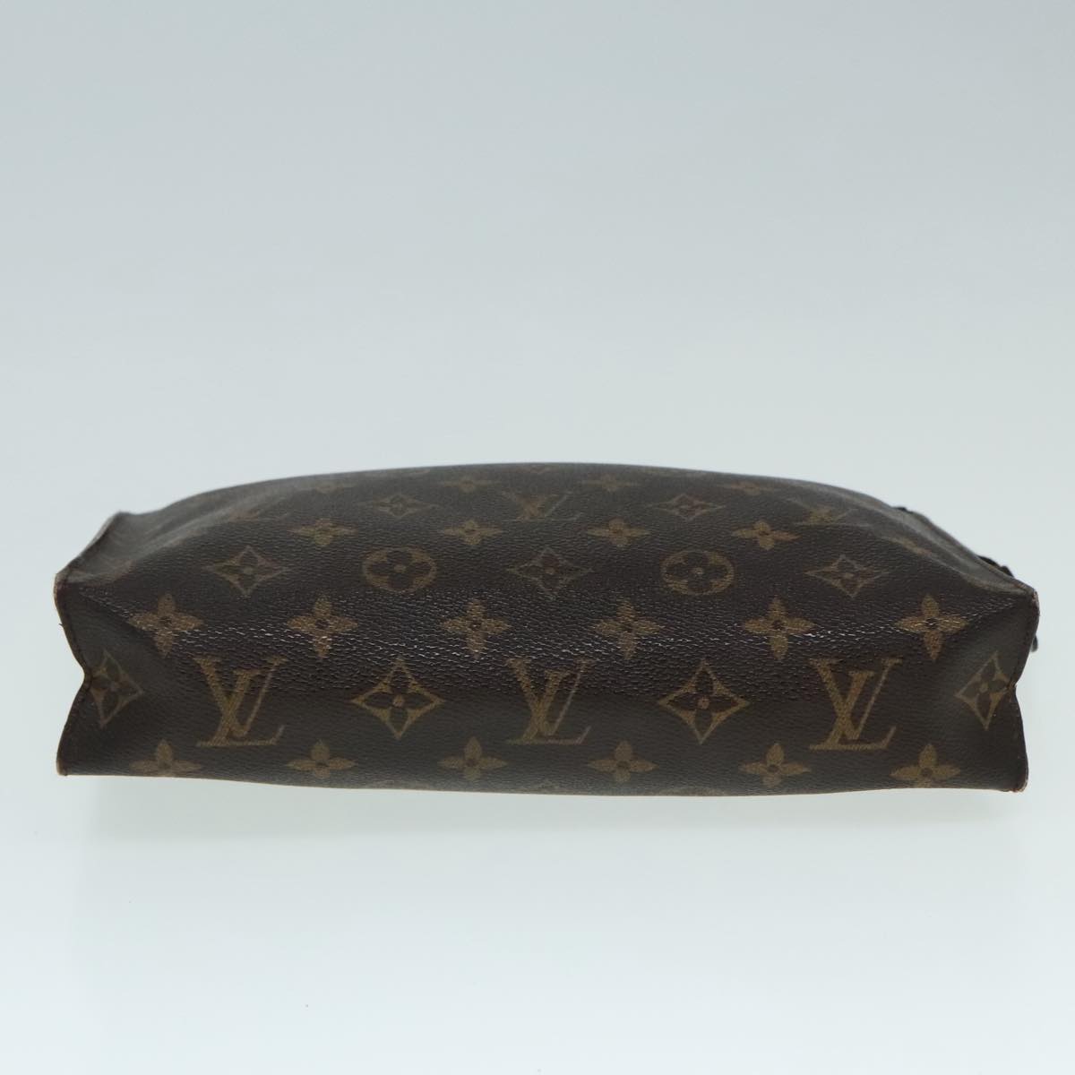 LOUIS VUITTON Monogram Poche Toilette 26 Pouch M47542 LV Auth 91797