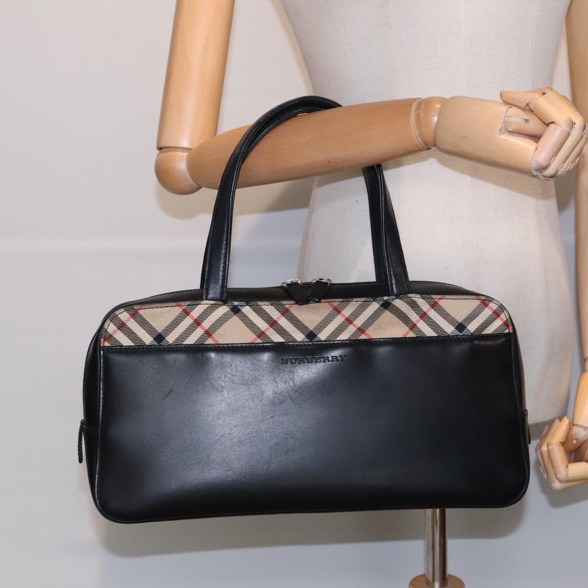 BURBERRY Nova Check Hand Bag Leather nylon Black Silver Auth 91820